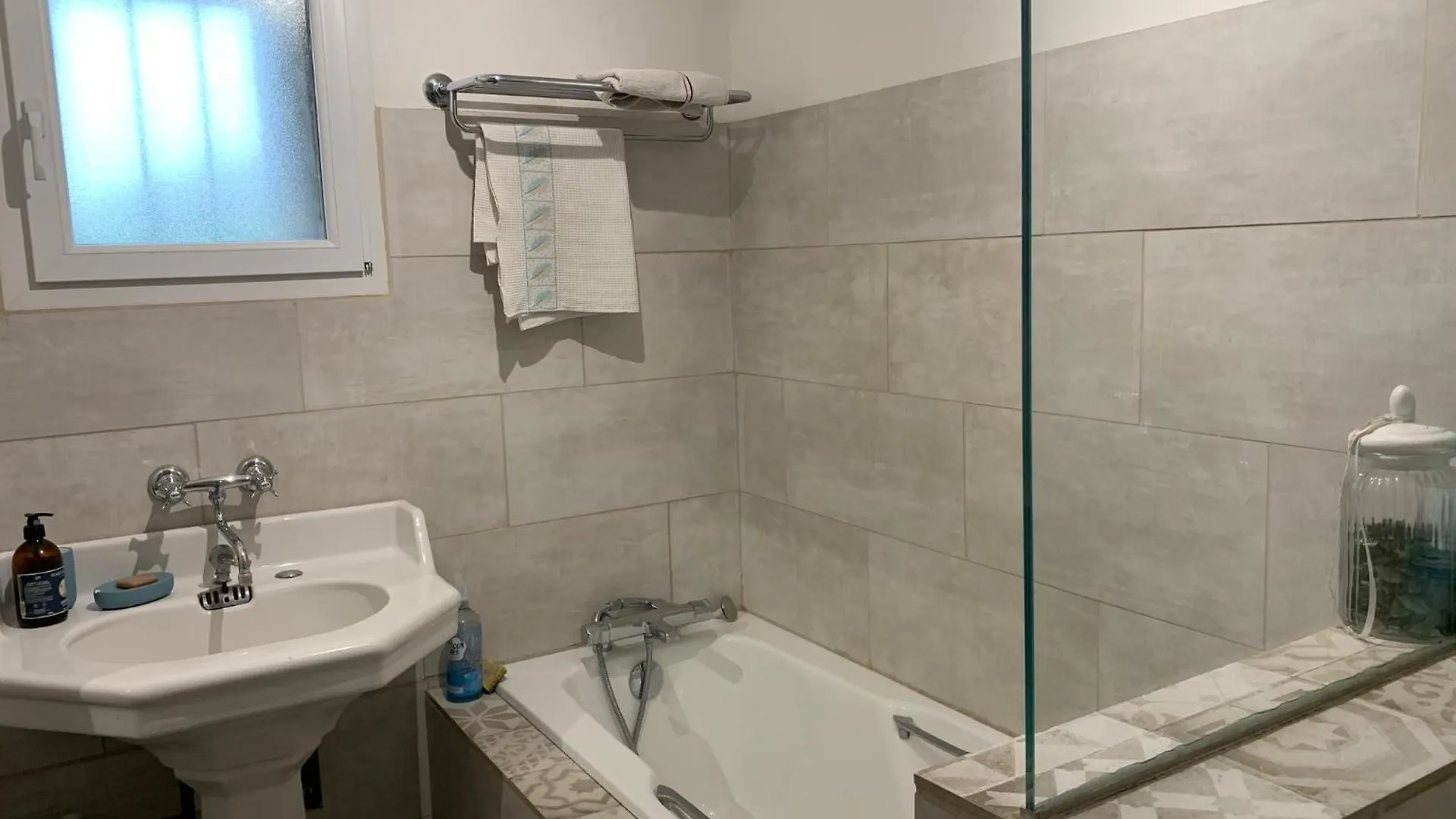 Bed & Breakfast Bed and Breakfast Brossard Cavaillon Francia
